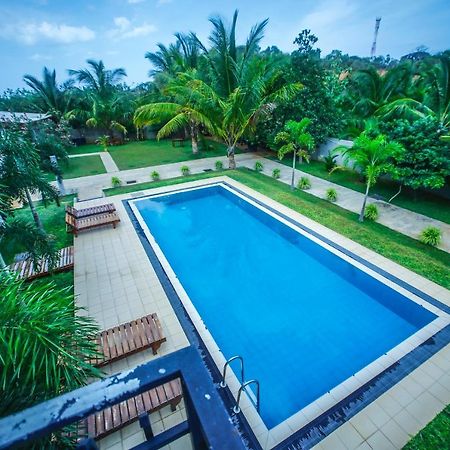Sea Lagoon Beach Hotel Trincomalee Kültér fotó