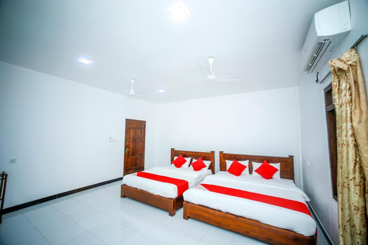 Sea Lagoon Beach Hotel Trincomalee Kültér fotó