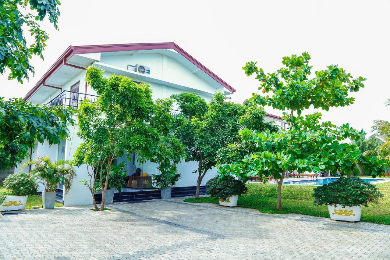 Sea Lagoon Beach Hotel Trincomalee Kültér fotó