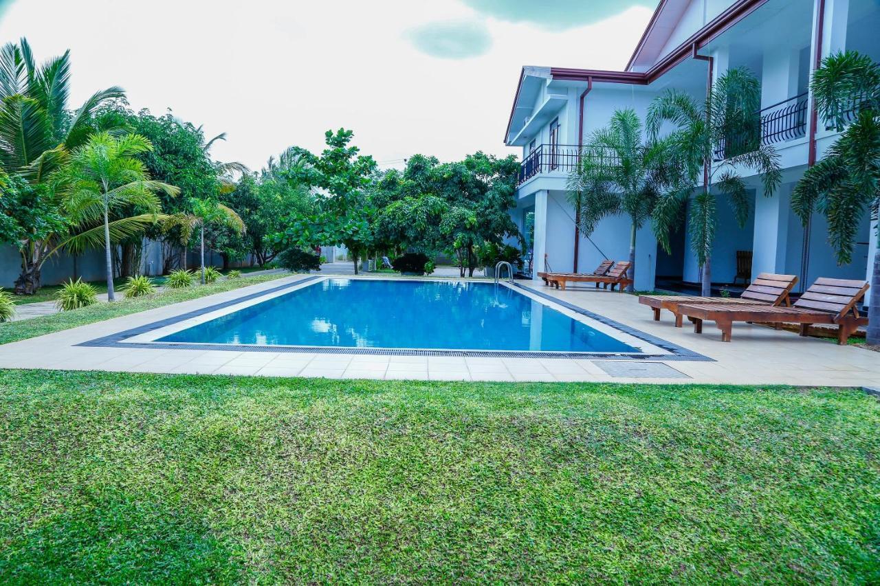 Sea Lagoon Beach Hotel Trincomalee Kültér fotó